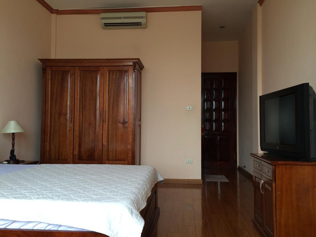 Clover Hotel 3*