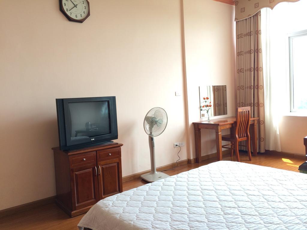 Clover Khách sạn 3*